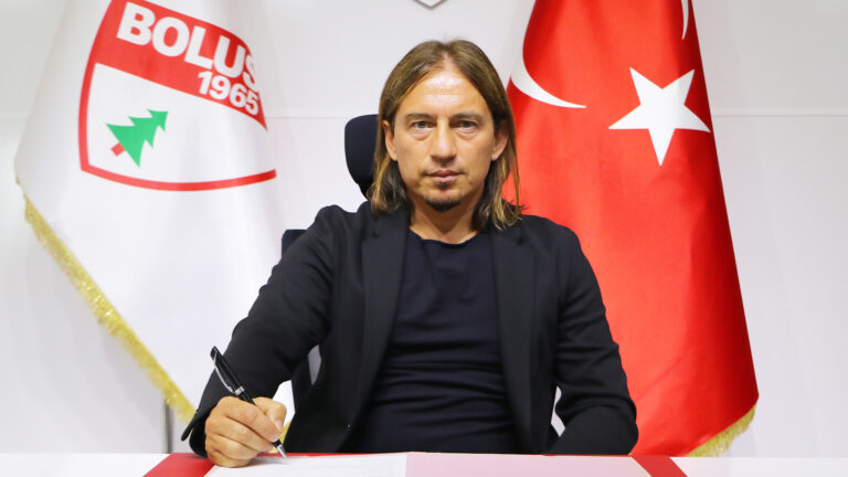 Teknik Direktör Ufuk Kahraman ile anlaşma sağlanmıştır